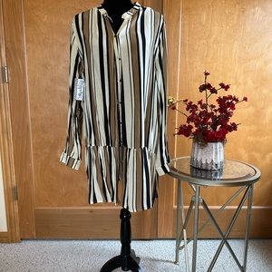 Velzera button up dress. Sz L NWT Khaki & black stripe on crème. Pit to pit 21”